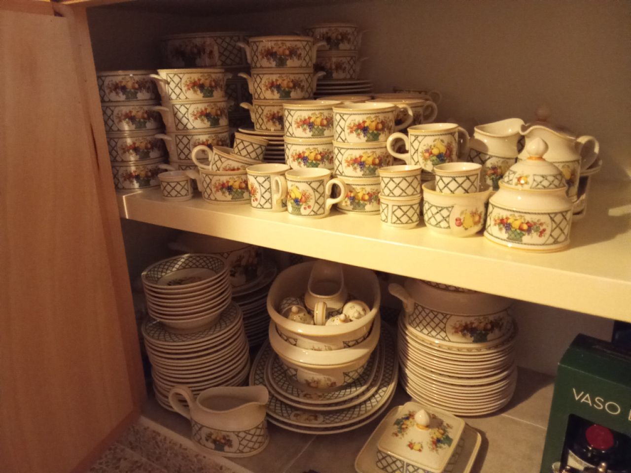182-piece "Basket" dinner service from Villeroy & Boch – Live like God in France!