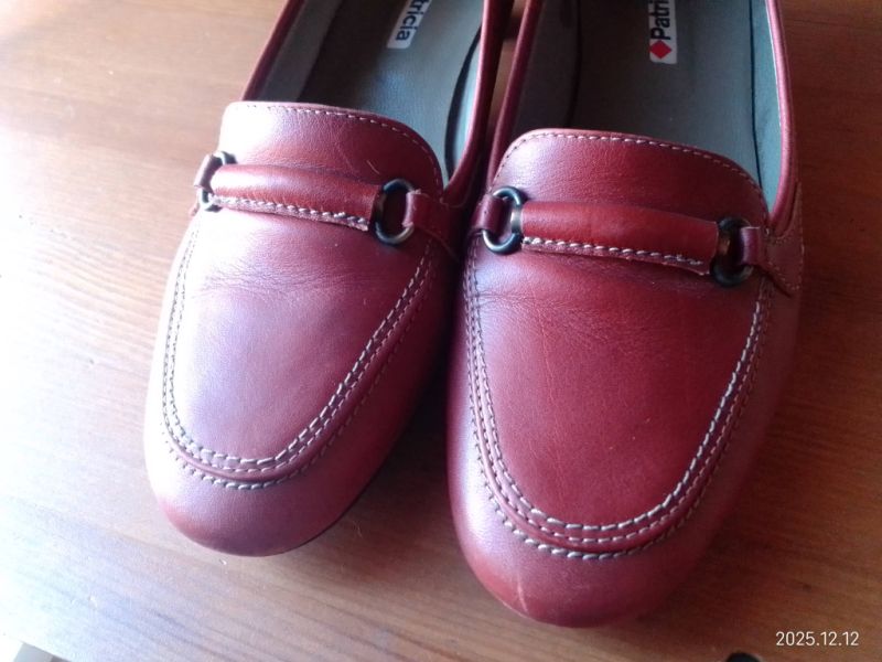 Damen Schuhe  (40½ -41)