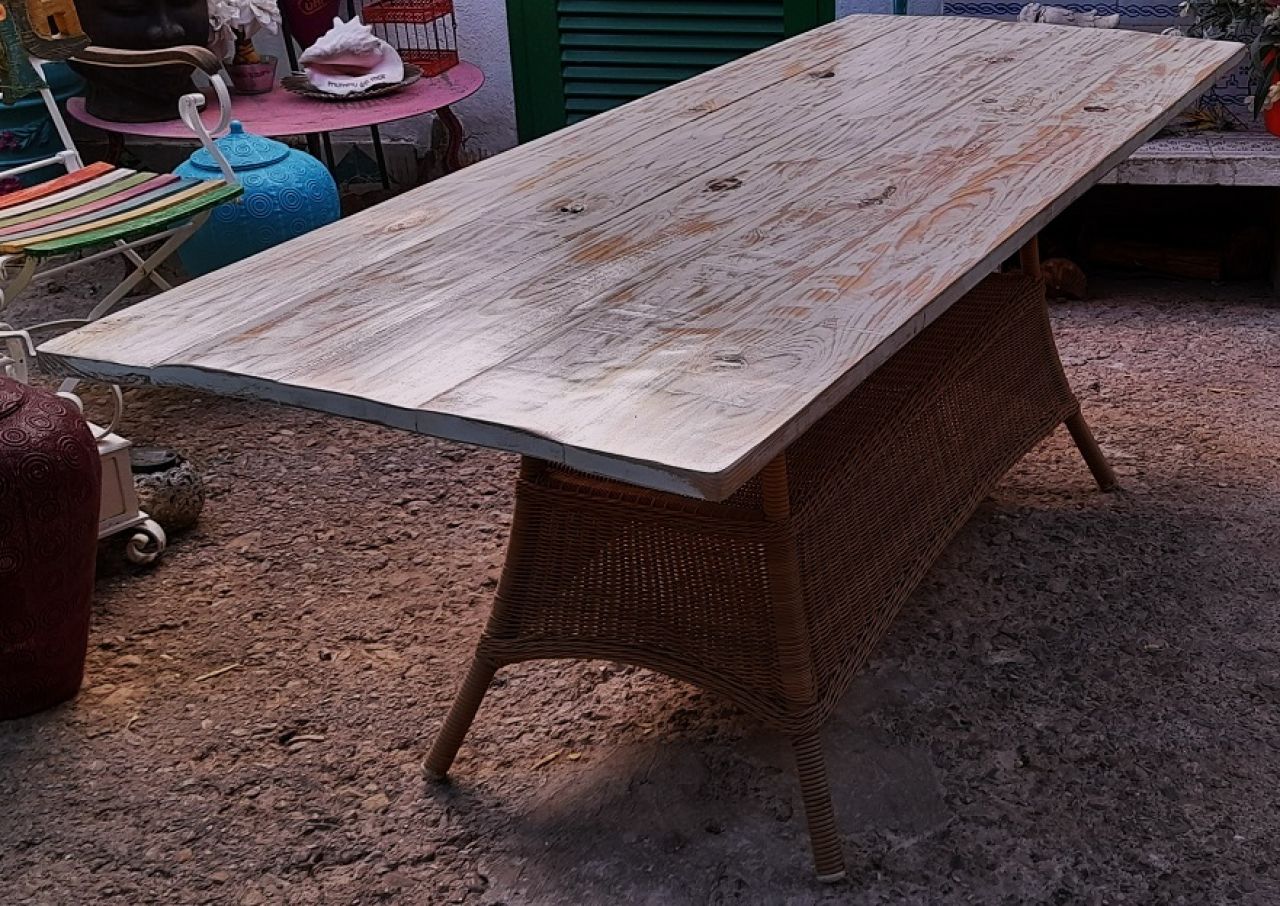 Einzigartiger Tisch