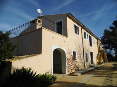 Grosse Finca mit 2 sep Einheiten, Heizung und Pool bei Felanitx --F 46