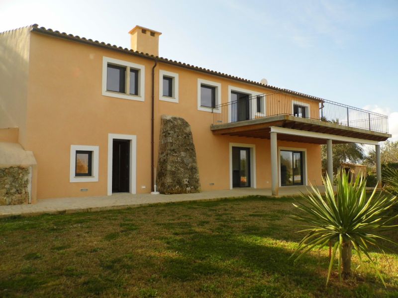 Grosse Finca mit 2 sep Einheiten, Heizung und Pool bei Felanitx --F 46