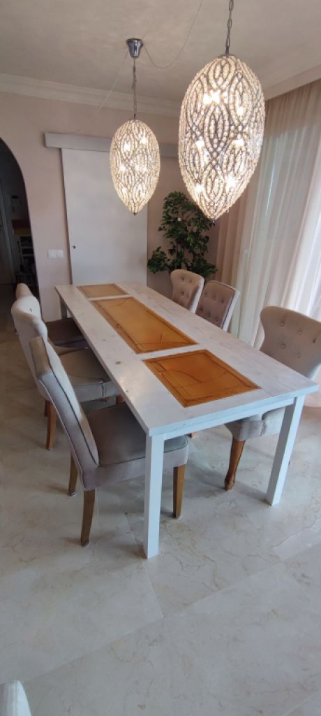 Großer Esstisch in Handarbeit gefertigt/echtes Holz inkl. 6x Riviera Maison Esstühle