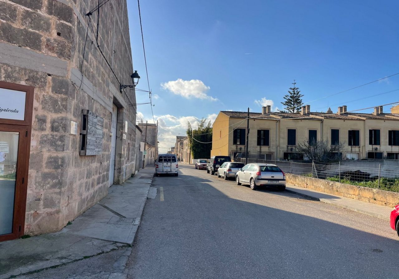 Large urban plot in Cas Concos --- S 03