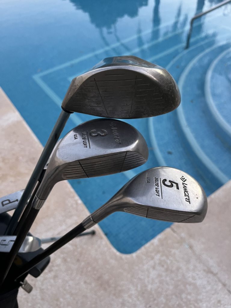 Herren Golfset mit Schlägersatz z.t. Callaway und Bällen