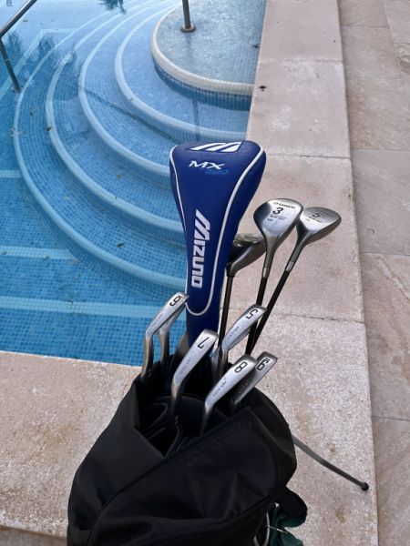 Herren Golfset mit Schlägersatz z.t. Callaway und Bällen