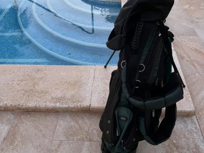 Herren Golfset mit Schlägersatz z.t. Callaway und Bällen