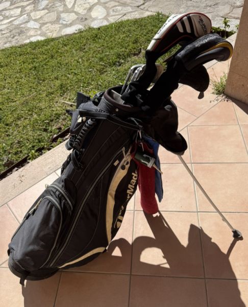 Herren-Golftasche mit komplettem Schlägersatz inkl. diverse Driver