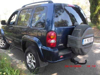Jeep Cherokee 3,7 L  - V6  Automatik 4 X 4