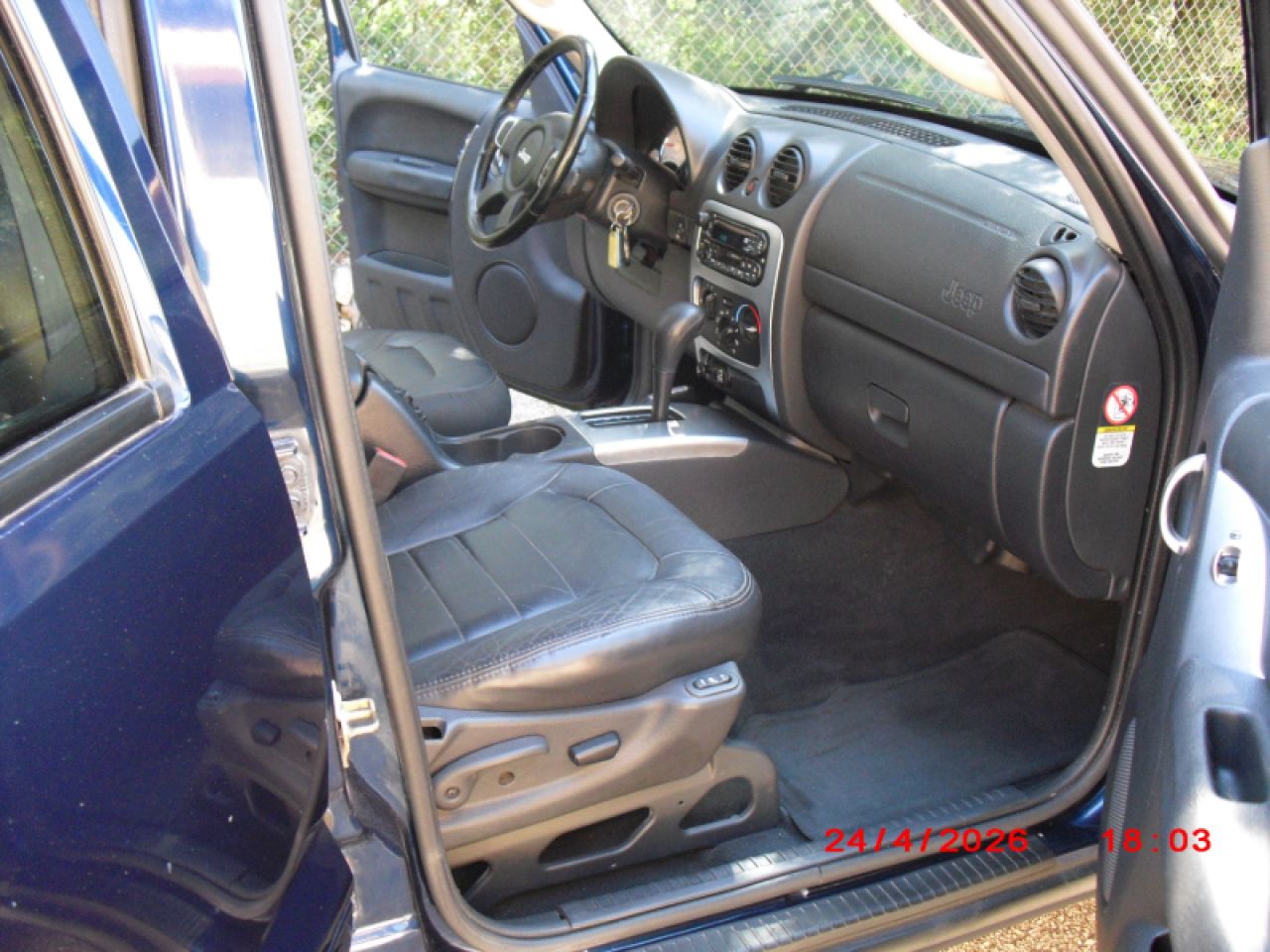 Jeep Cherokee 3,7 L  - V6  Automatik 4 X 4