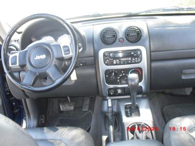 Jeep Cherokee 3,7 L  - V6  Automatik 4 X 4
