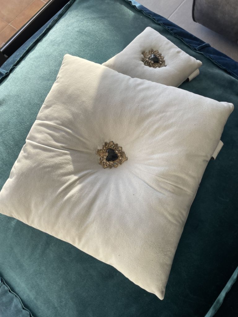 Kissen groß und klein in hellblau