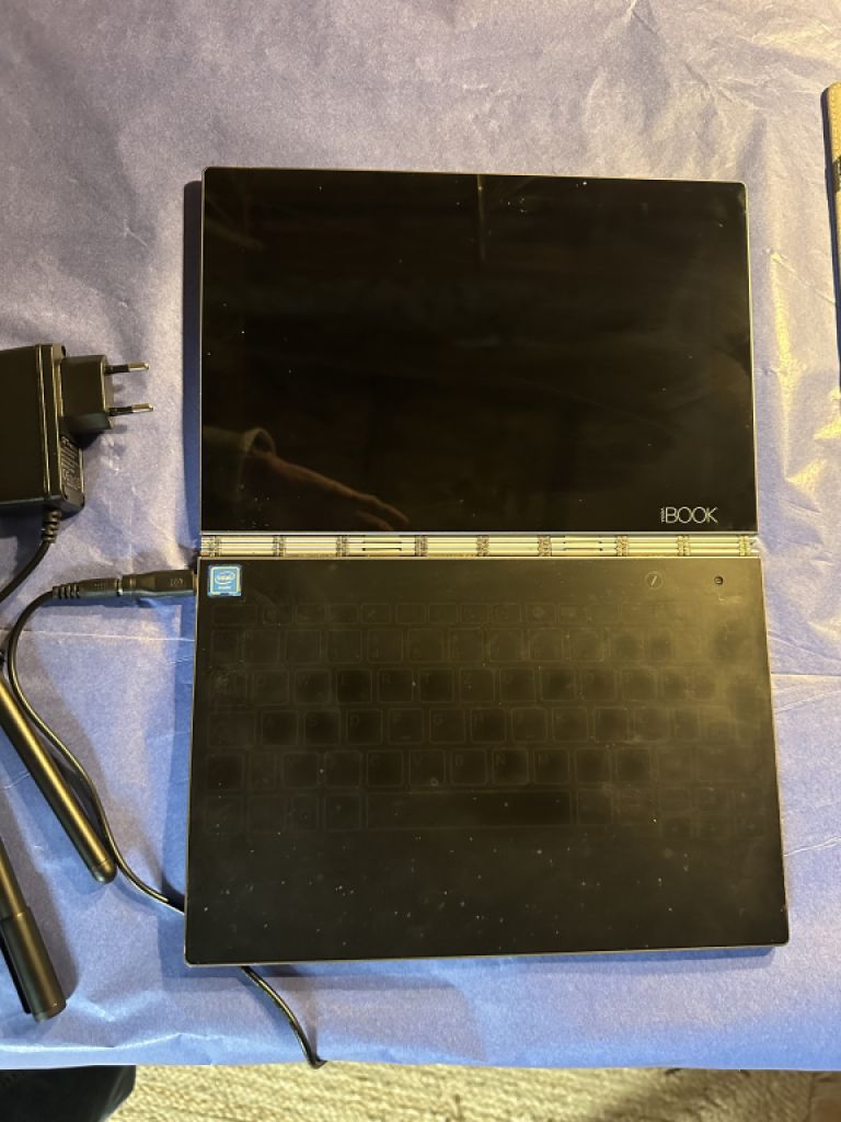 Lenovo Yogabook 10"