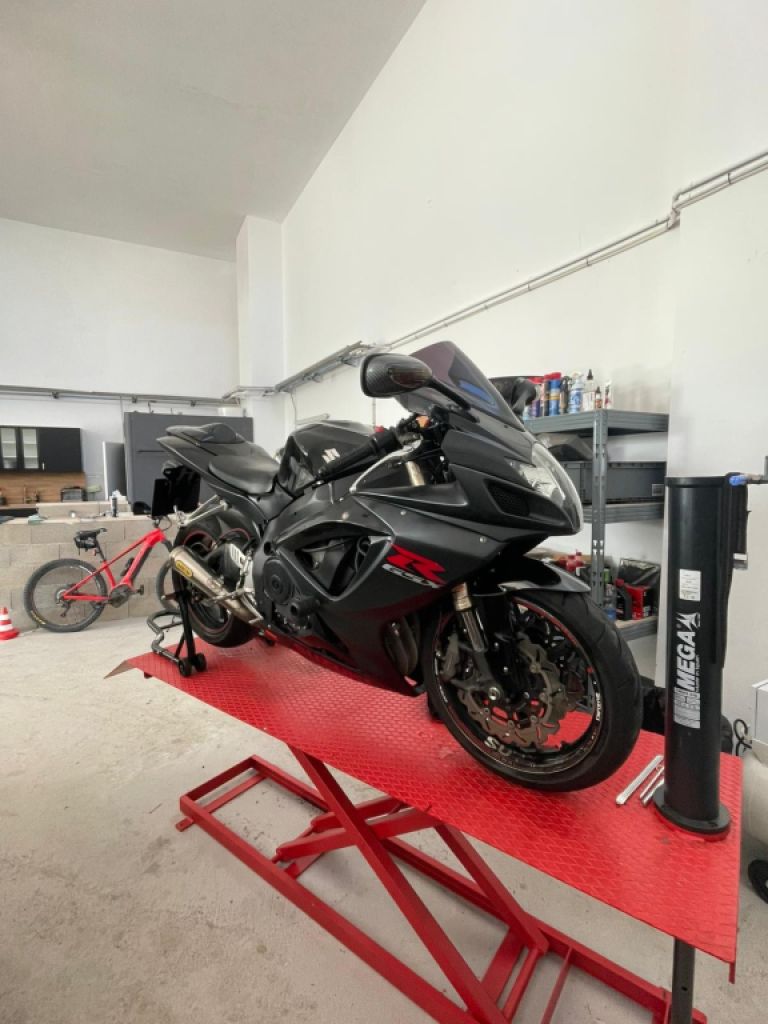 M1 Motorradreifen Mallorca