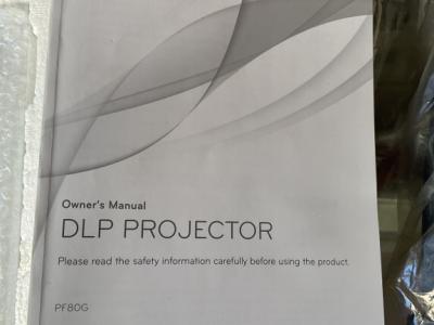 neuer LG DPL Projektor PF80G