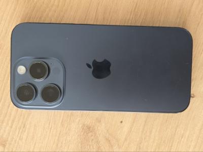 Phone 15 Pro 256GB in gutem Zustand