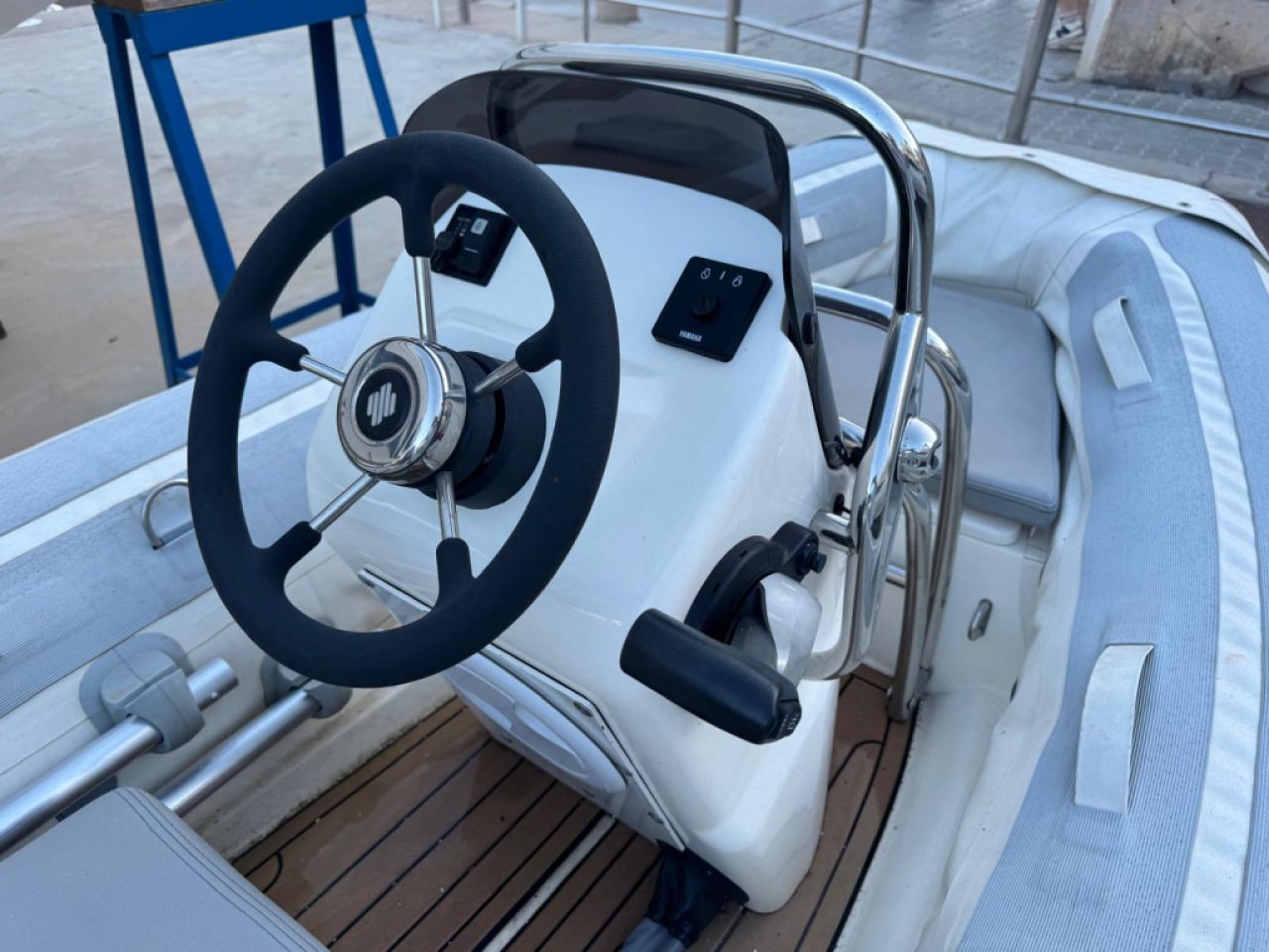 PISCHEL TENDER Ribline 3.0 mit 25PS Aussenborder