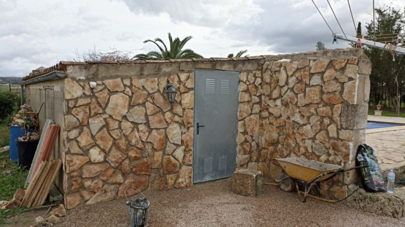 Professionelle Steinarbeiten | Mauern, Fassaden, Böden und Renovierungen