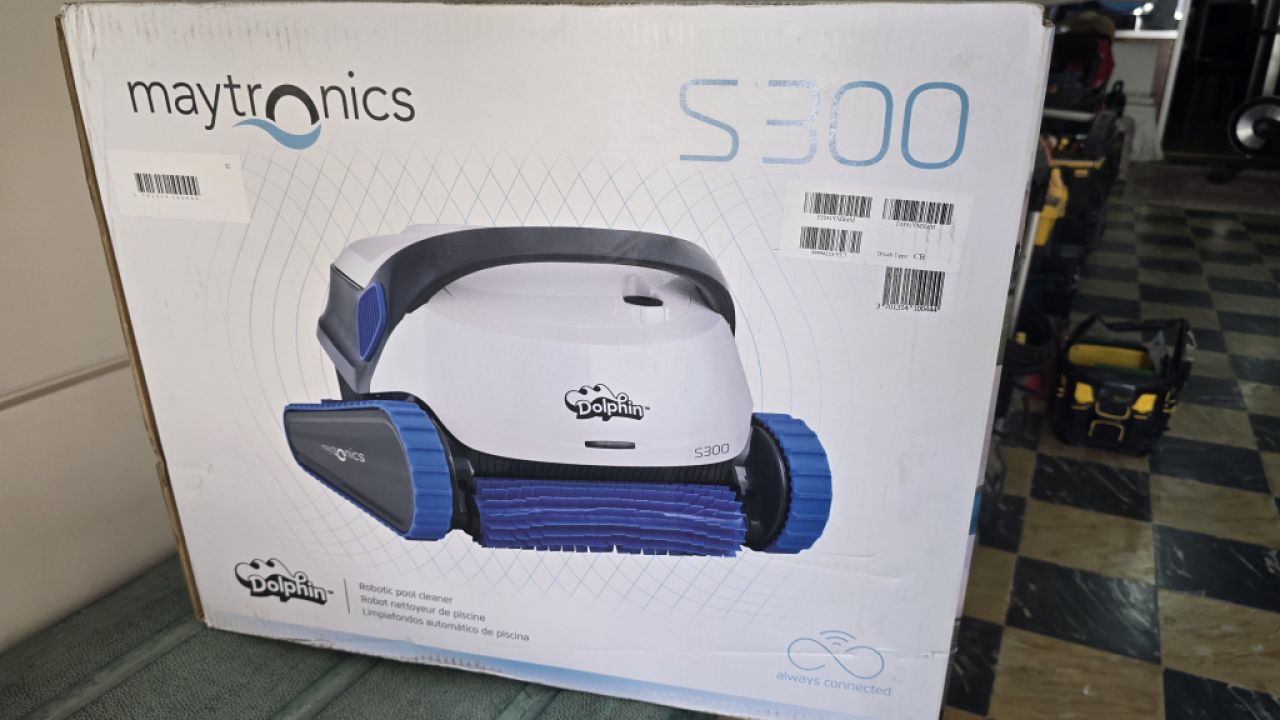 Roboter Delphin s300
