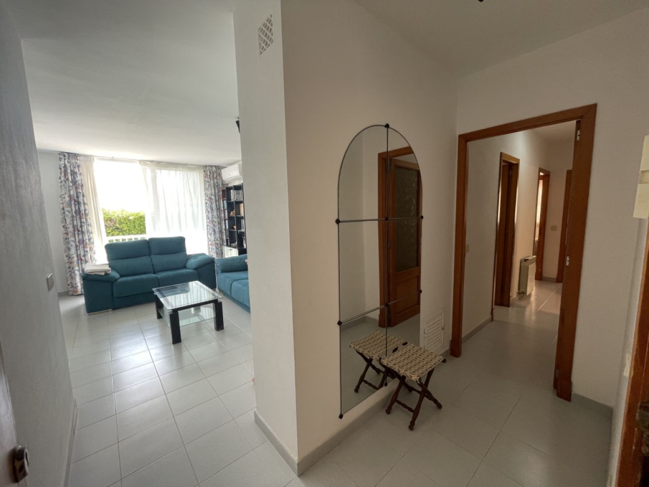 SAISON: Parterreapartment mit Pool und AC, Kamin in 1. Linie der Küste von Porto Colom -- AP 159 T