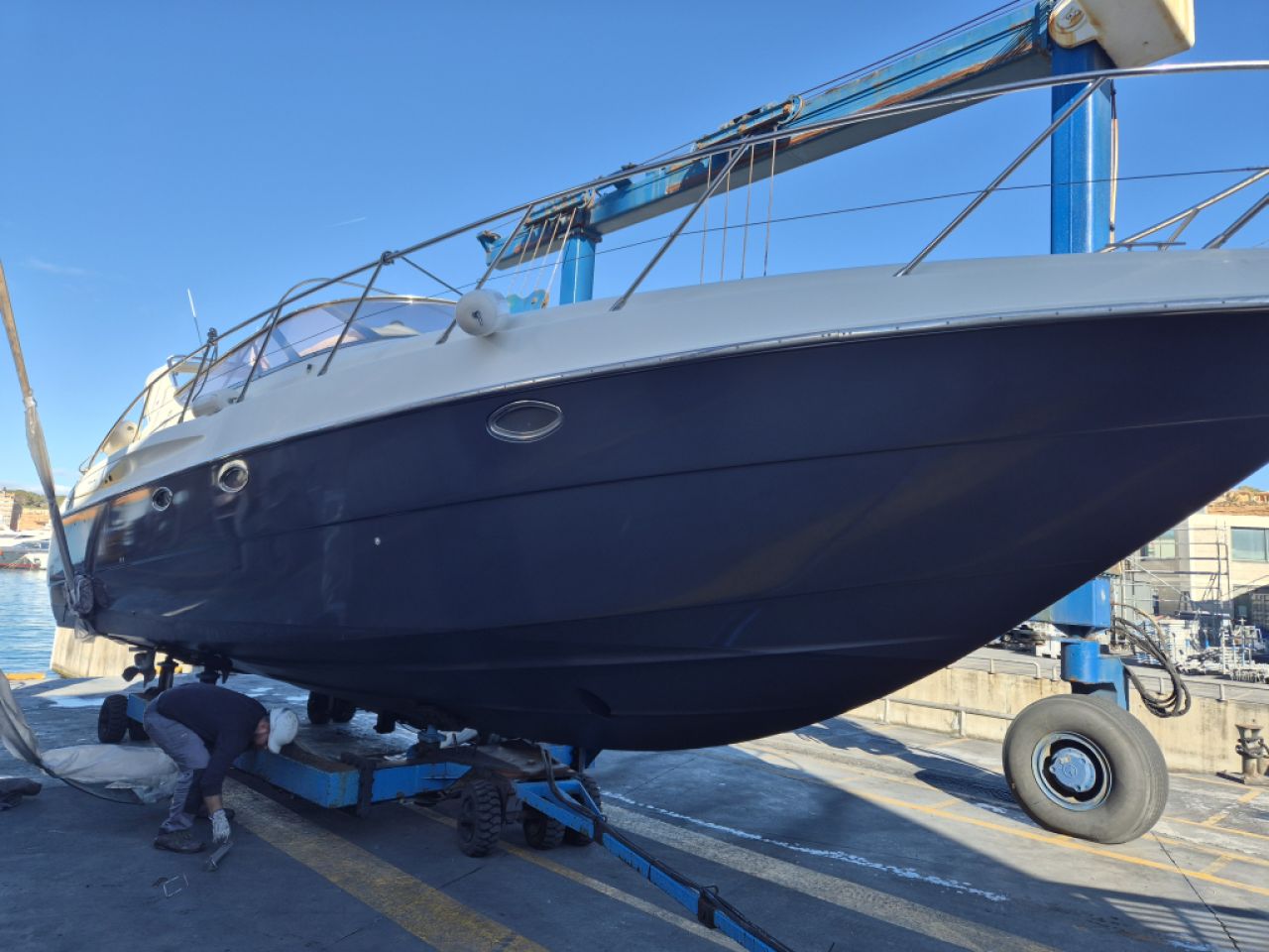 Saisonfertig: Cranchi 39 Endurance – Baujahr 2003 – Top-Zustand, perfekte Ausstattung mit Liegeplatz