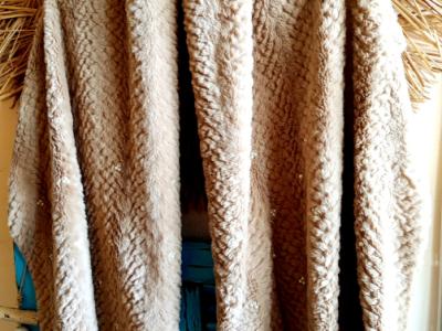 Schicke Damenkleidung