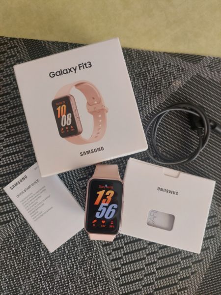 Smart Watch/Galaxy Fit 3 new/ original packaging