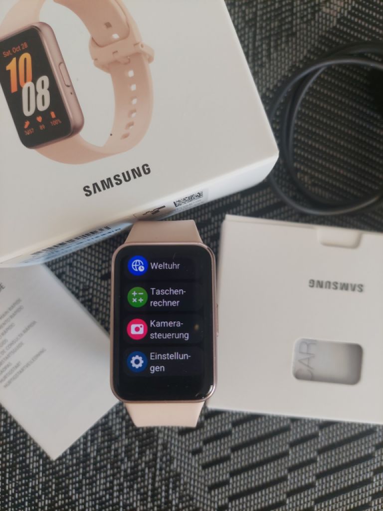 Smart Watch/Galaxy Fit 3 new/ original packaging