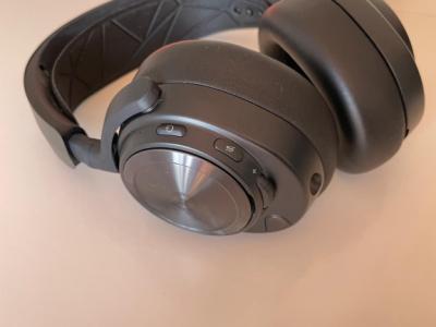 Steelseries Arctis Nova Pro Wireless for PC & PlayStation