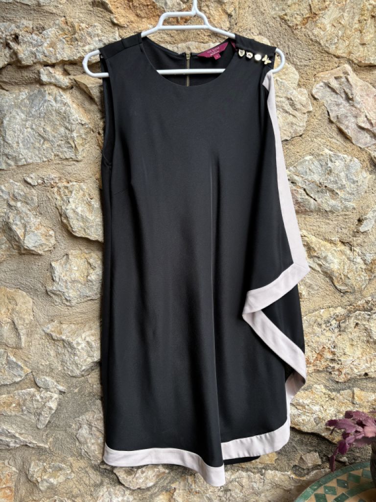 Ted Baker schwarzes Tunikakleid mit Faltenwurf - klein