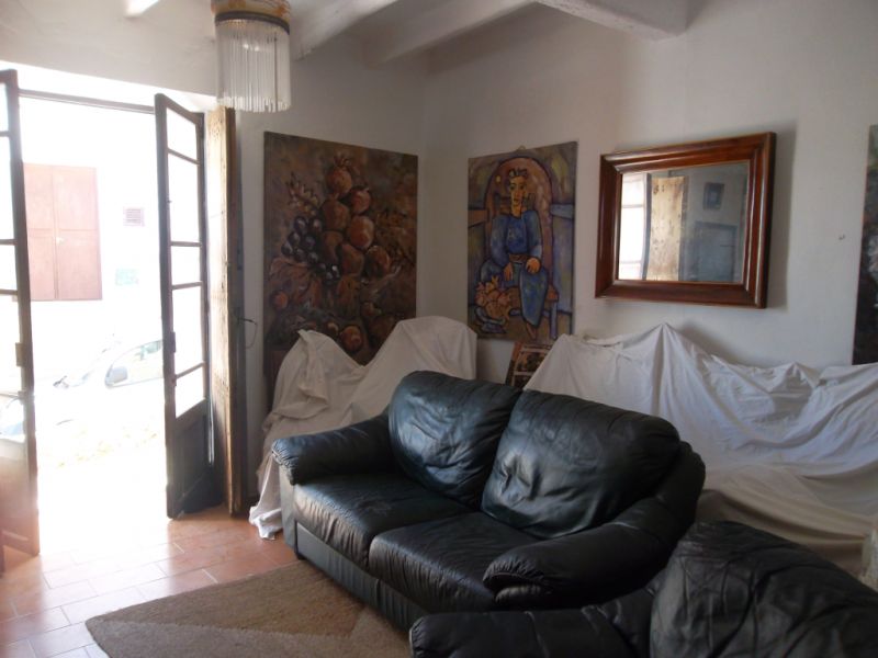 Typisches mallorquinisches Dorfhaus mit Terrassen und Innenhof in Felantix ---- DH 30 VK