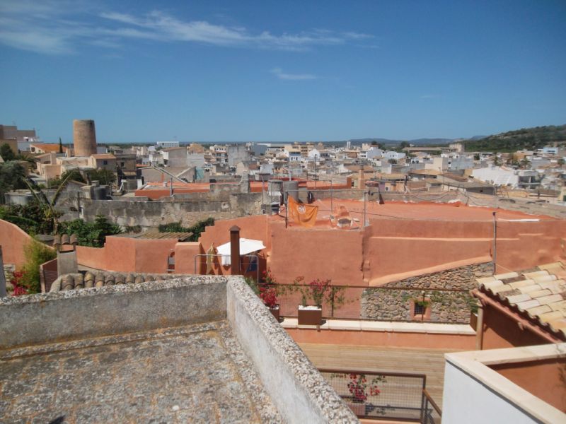 Typisches mallorquinisches Dorfhaus mit Terrassen und Innenhof in Felantix ---- DH 30 VK