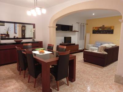 WINTER: Ebenerdiges Chalet mit Garten und AC in San Joan--- CH 43 WT