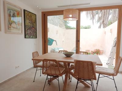 WINTER: Gepflegtes und saniertes Dorfhaus mit Innenhof in Cas Concos --- DH 66 WT