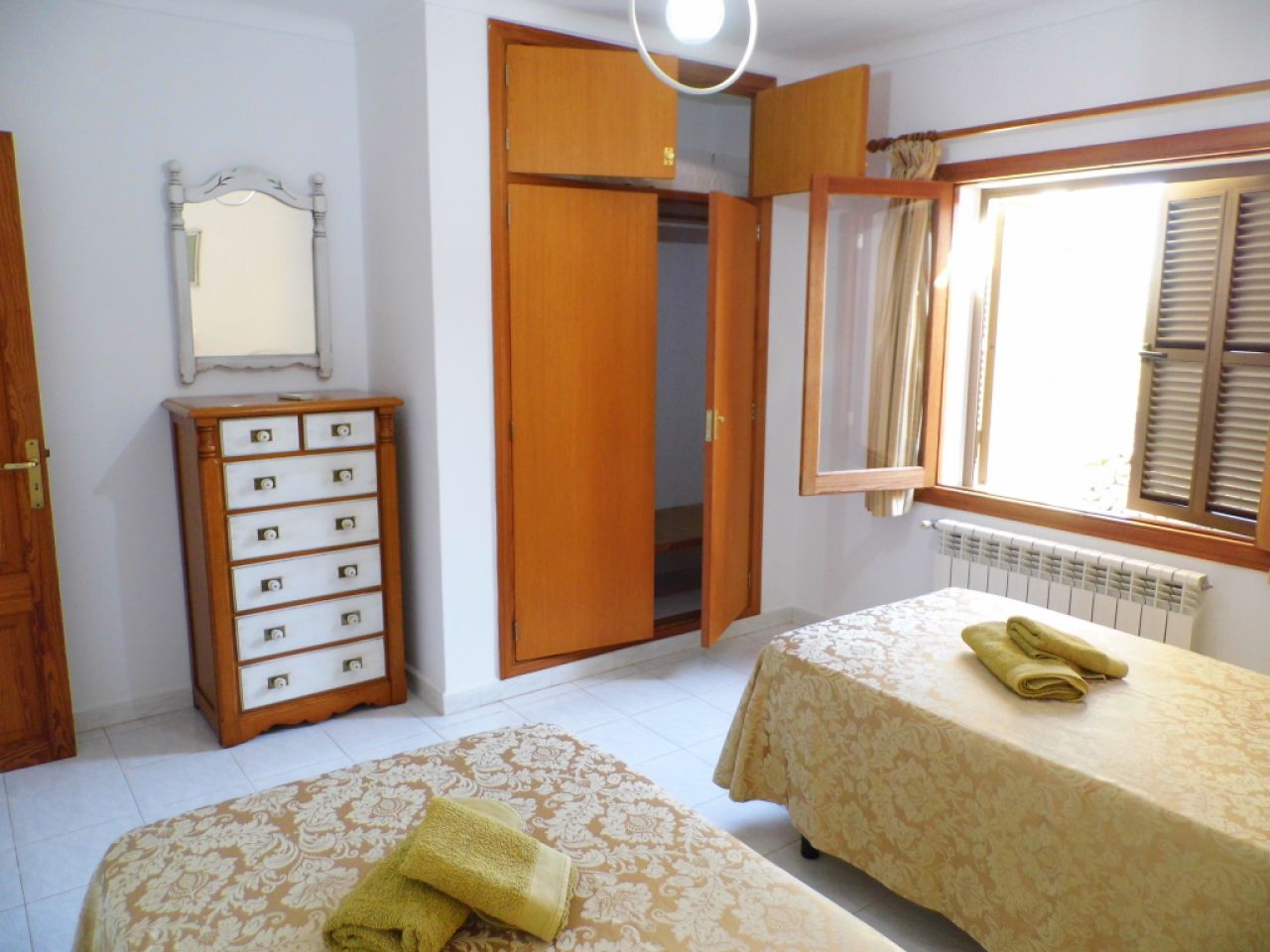 WInter: Schöne Finca mit Heizung und Meerblick bei S Horta --- F 12 WT